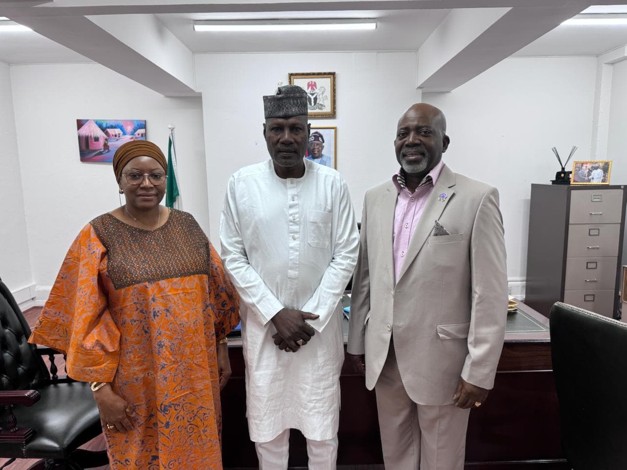 APC France Chairlady Pays Courtesy Visit to Nigerian High Commission in London.